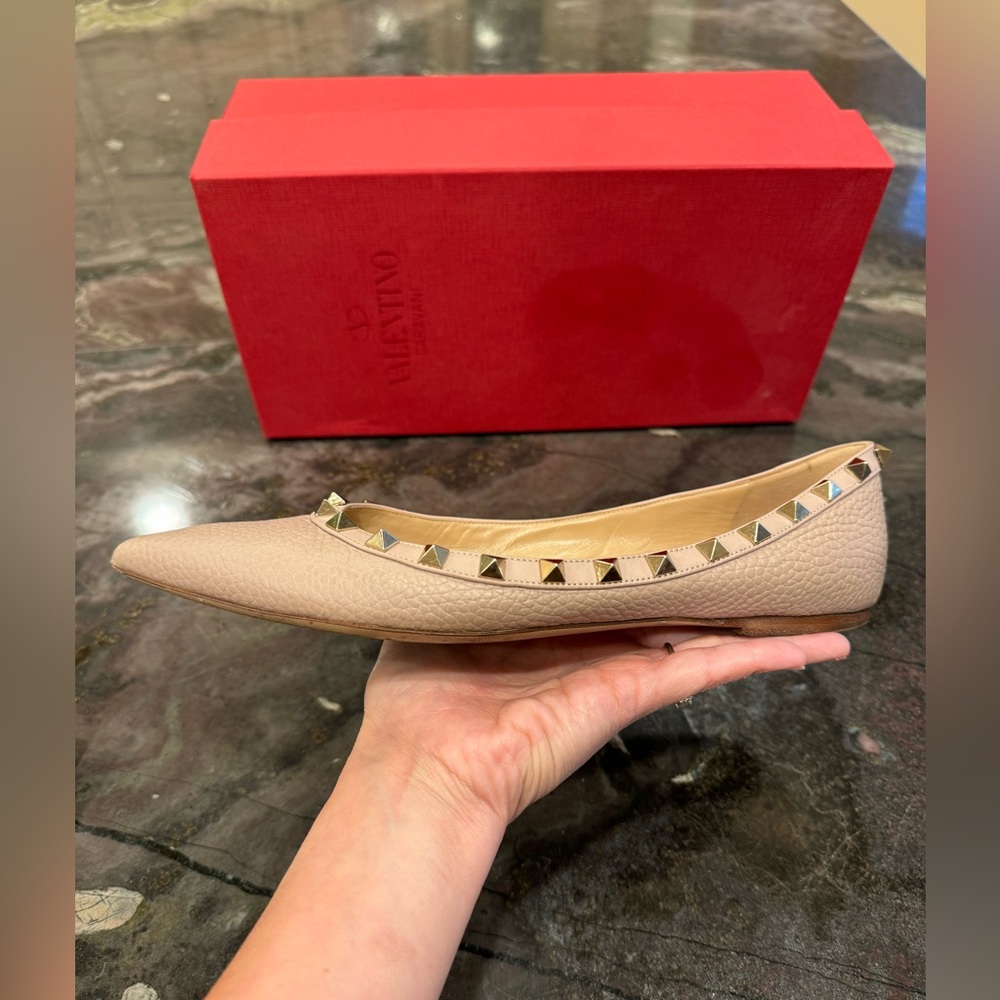 🦢VALENTINO-Patent Rockstud Ballet Flats🦢 - Picture 2 of 8